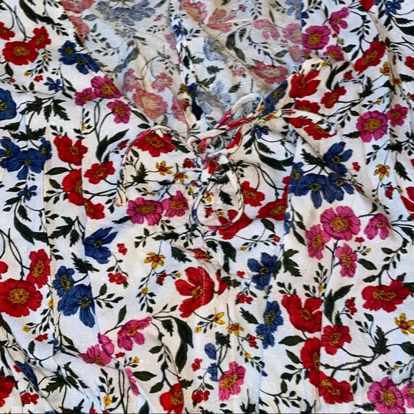 Boho Summer Floral Romper - Picture 2 of 4